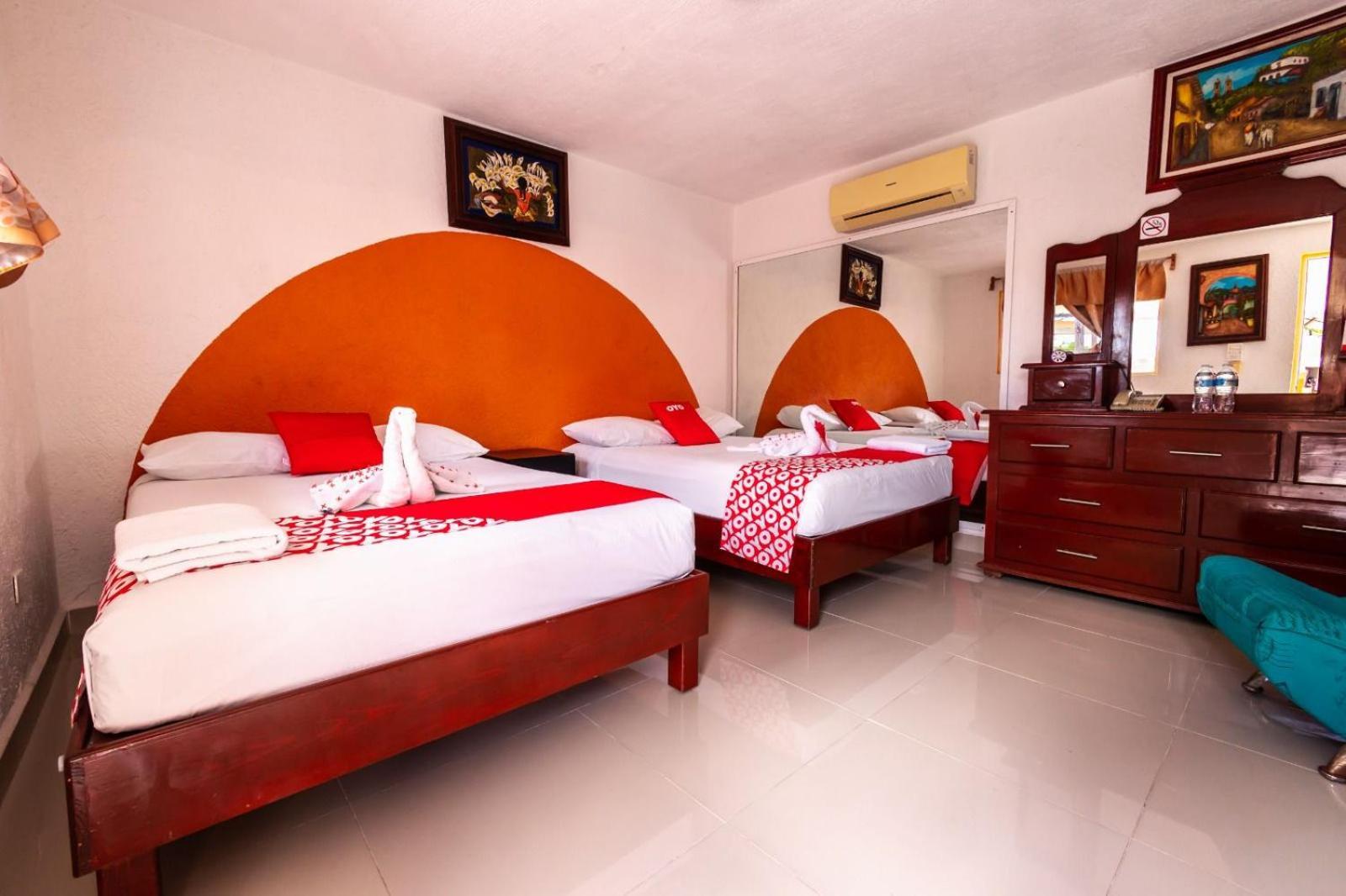 Hotel Hacienda Ixtlan 2*